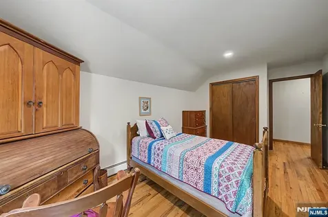829 Ramapo Valley Road Oakland NJ 07436