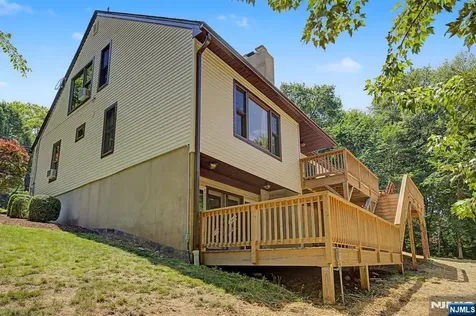 829 Ramapo Valley Road Oakland NJ 07436