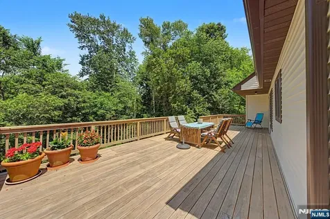 829 Ramapo Valley Road Oakland NJ 07436