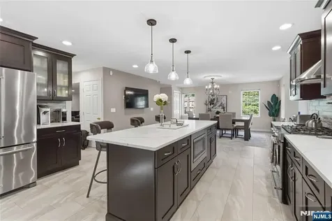 913 High Mountain Road North Haledon NJ 07508