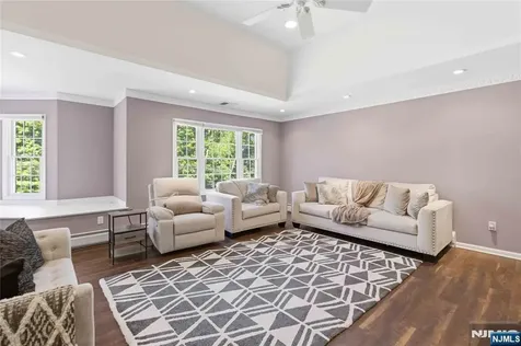913 High Mountain Road North Haledon NJ 07508