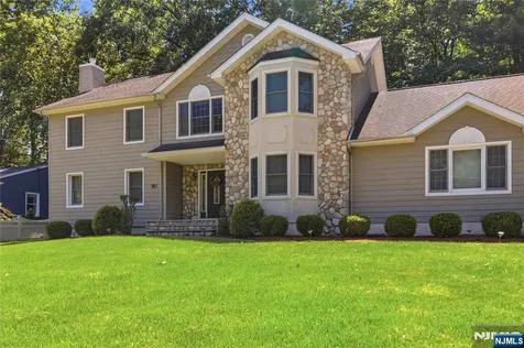 913 High Mountain Road North Haledon NJ 07508