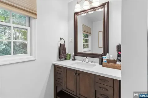 913 High Mountain Road North Haledon NJ 07508
