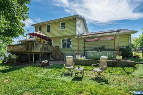 4 Hover Drive Mount Arlington Boro NJ 07856