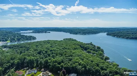 4 Hover Drive Mount Arlington Boro NJ 07856
