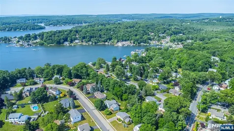 4 Hover Drive Mount Arlington Boro NJ 07856