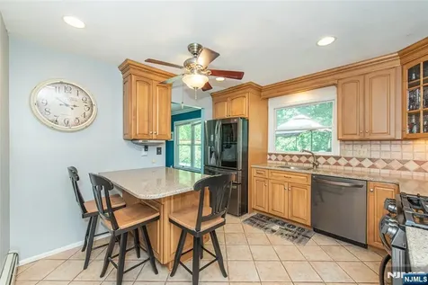 4 Hover Drive Mount Arlington Boro NJ 07856
