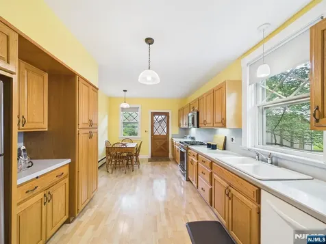 41 Randolph Place Ridgewood NJ 07450
