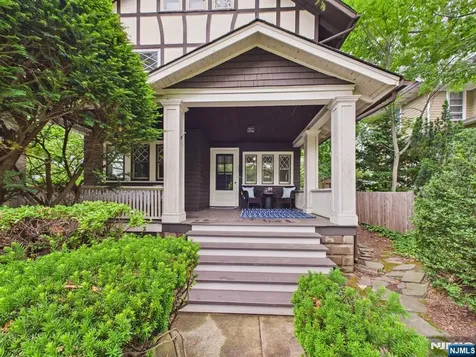 41 Randolph Place Ridgewood NJ 07450
