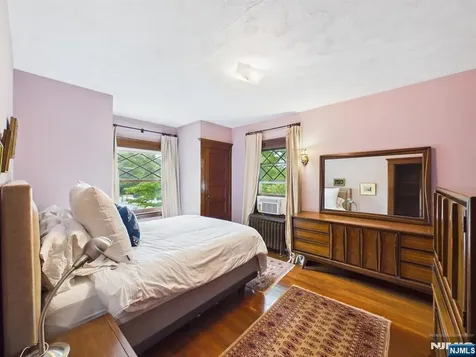 41 Randolph Place Ridgewood NJ 07450