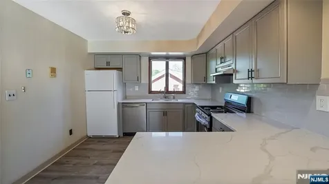 77 Highland Place Ridgefield Park NJ 07660