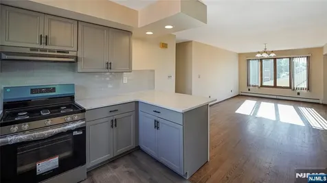 77 Highland Place Ridgefield Park NJ 07660