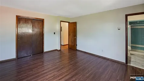 77 Highland Place Ridgefield Park NJ 07660