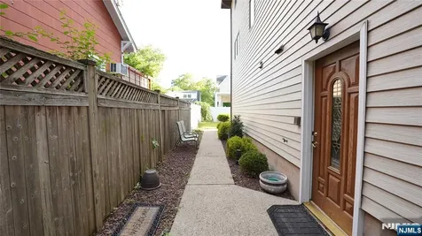 77 Highland Place Ridgefield Park NJ 07660