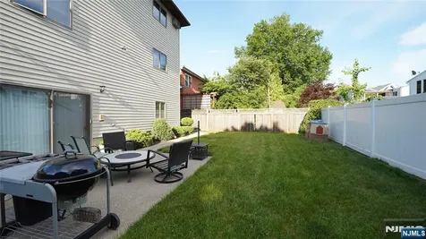 77 Highland Place Ridgefield Park NJ 07660