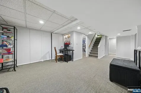25 Grove Street Caldwell NJ 07006