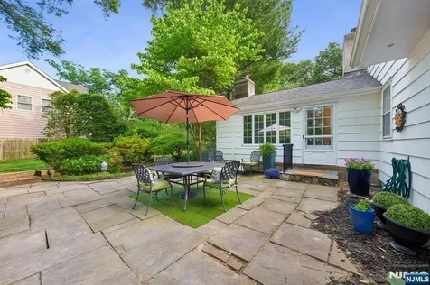 25 Grove Street Caldwell NJ 07006