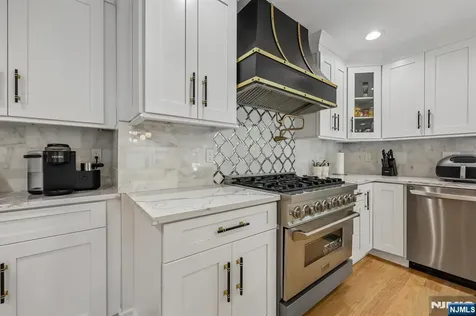 676 Ridgewood Avenue Oradell NJ 07649