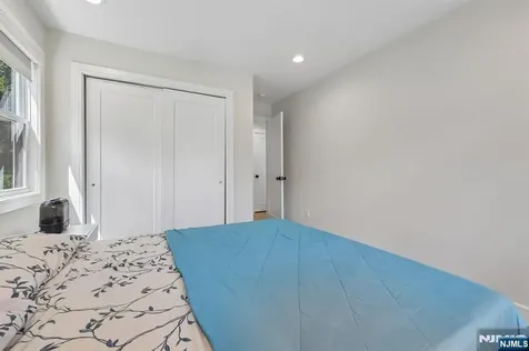 676 Ridgewood Avenue Oradell NJ 07649