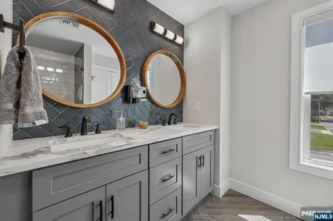 676 Ridgewood Avenue Oradell NJ 07649