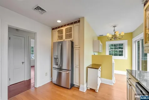 103 N Walnut Street Ridgewood NJ 07450