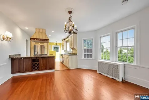 103 N Walnut Street Ridgewood NJ 07450