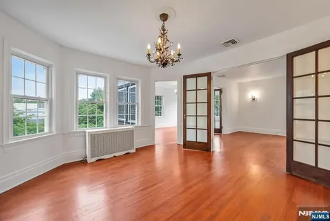 103 N Walnut Street Ridgewood NJ 07450