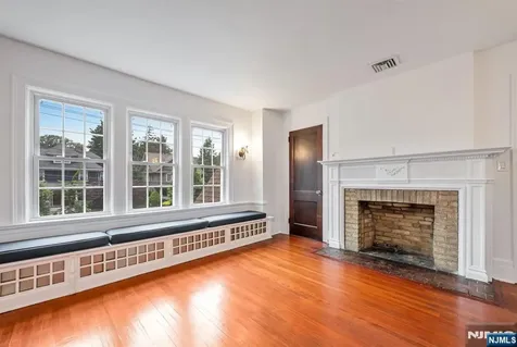 103 N Walnut Street Ridgewood NJ 07450