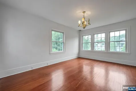 103 N Walnut Street Ridgewood NJ 07450