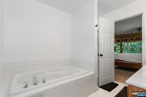169 Vista Terrace Pompton Lakes NJ 07442