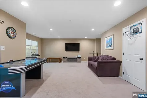 169 Vista Terrace Pompton Lakes NJ 07442