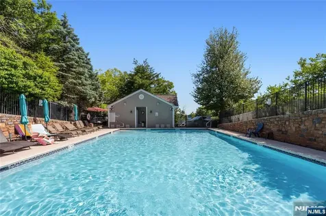169 Vista Terrace Pompton Lakes NJ 07442