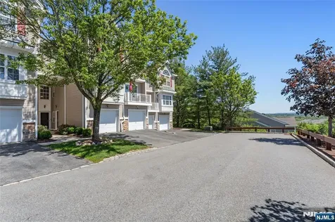 169 Vista Terrace Pompton Lakes NJ 07442