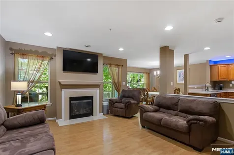 169 Vista Terrace Pompton Lakes NJ 07442