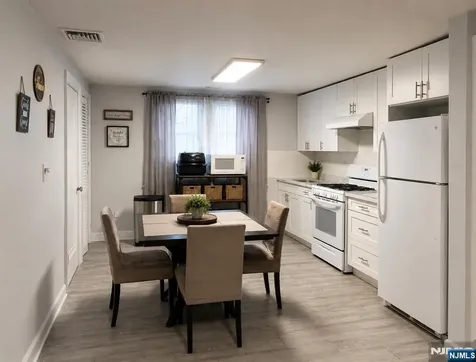 578 Hillside Street Ridgefield NJ 07657