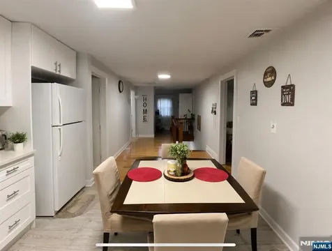 578 Hillside Street Ridgefield NJ 07657