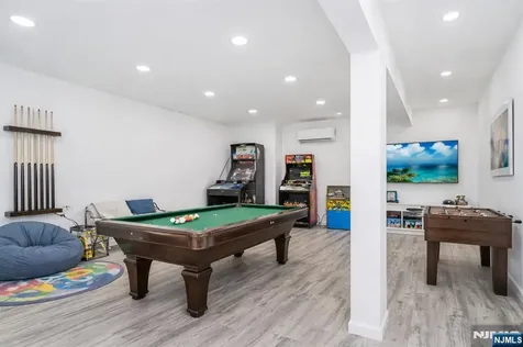 389 Madeline Avenue Garfield NJ 07026