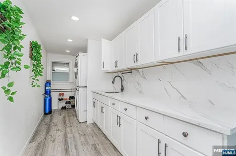 389 Madeline Avenue Garfield NJ 07026
