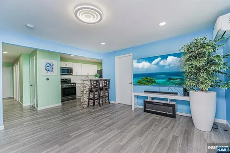 389 Madeline Avenue Garfield NJ 07026
