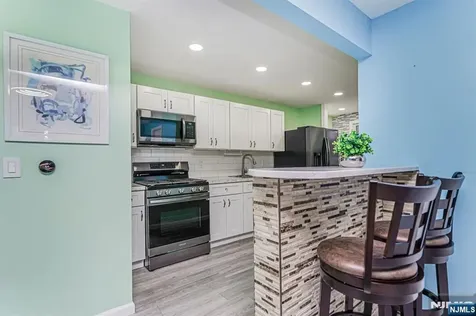 389 Madeline Avenue Garfield NJ 07026