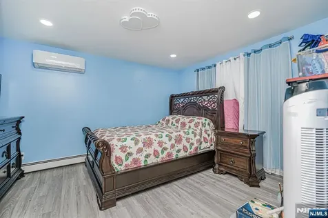 389 Madeline Avenue Garfield NJ 07026