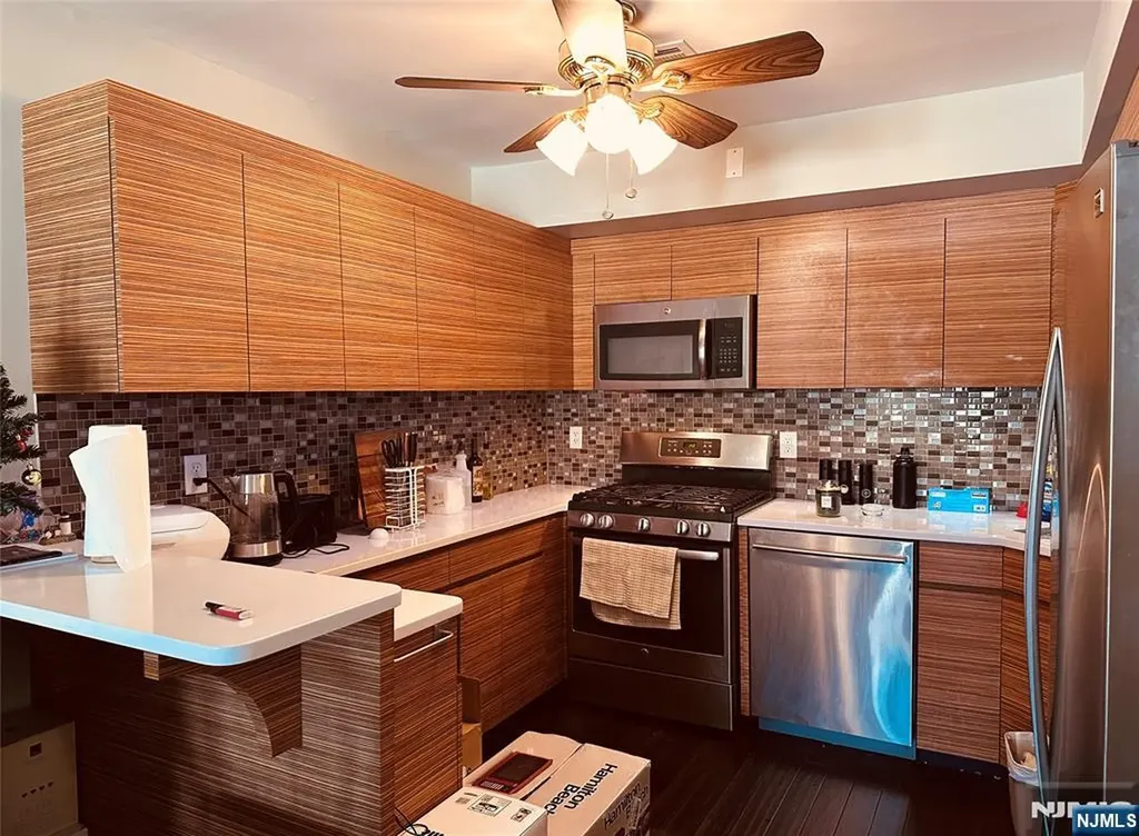 105 Newark Pompton Turnpike Pequannock Township NJ 07440
