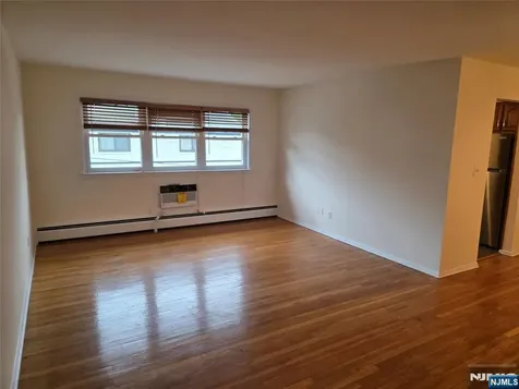 1624 Valley Street Fort Lee NJ 07024