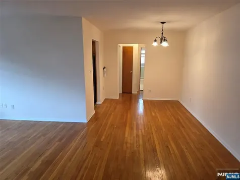 1624 Valley Street Fort Lee NJ 07024