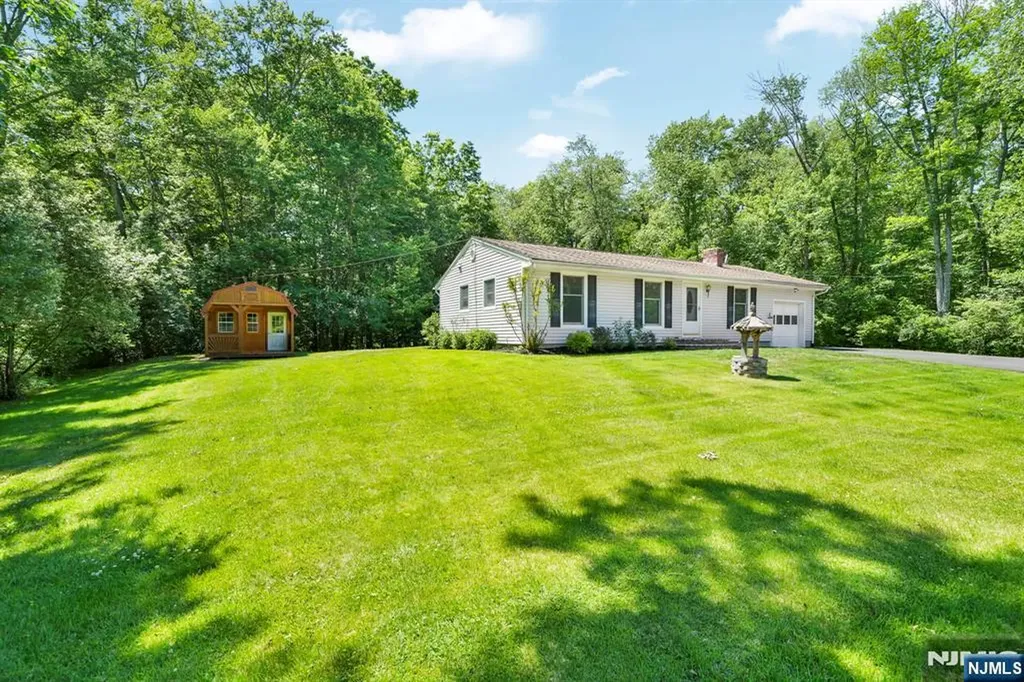 3 Midland Road Montville Township NJ 07045