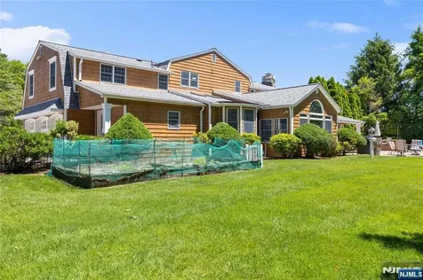 47 Blueberry Drive Woodcliff Lake NJ 07677