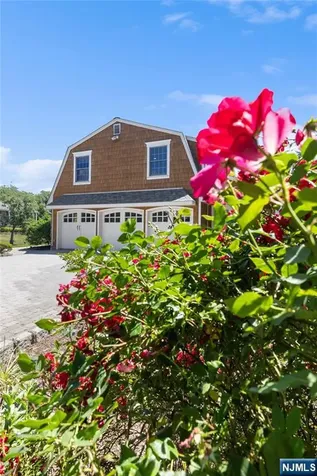 47 Blueberry Drive Woodcliff Lake NJ 07677