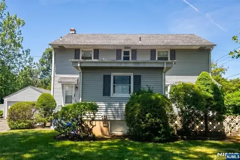 113 Grove Street Tenafly NJ 07670