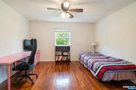 113 Grove Street Tenafly NJ 07670
