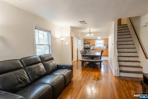 113 Grove Street Tenafly NJ 07670